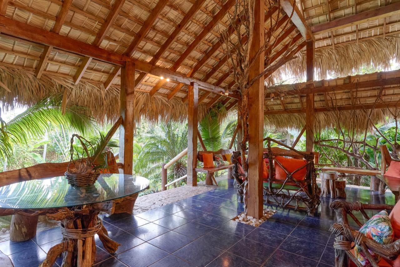 Chalet Tropical Hotel & Restaurant-Pizzeria Las Galeras Exterior foto